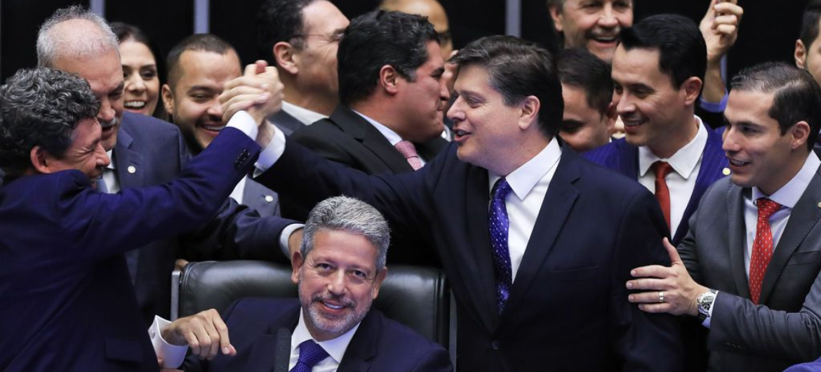 Imagem da noticia destaque maior